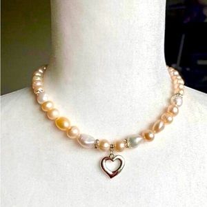 Peart statement necklace